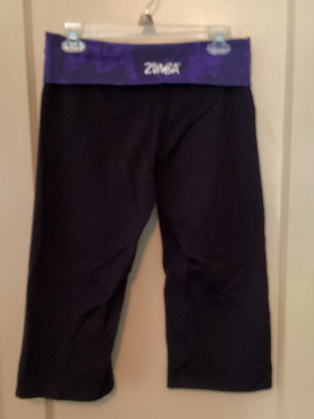 Zumba Fitness Black Capri Leggings with Purple Waistband